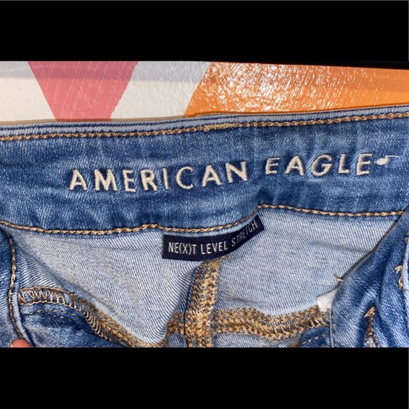 American Eagle size 4 jeans - Picture 2 of 4
